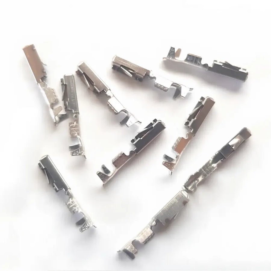 BCM pin terminal part no. 000979009E