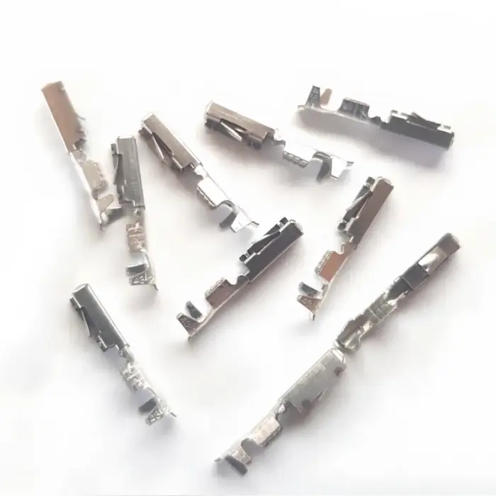 BCM pin terminal part no. 000979009E
